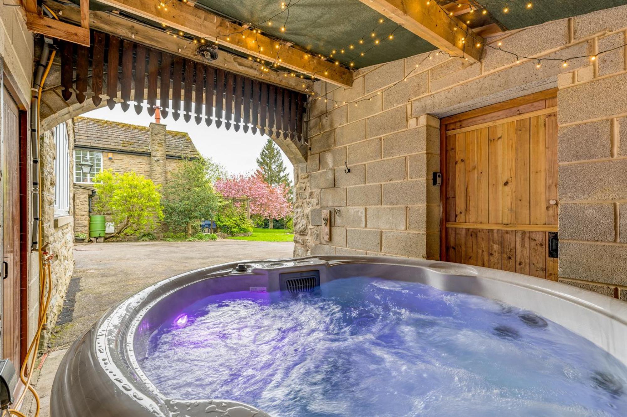 Central Malham Wellbeing Escape Hot Tub & Studio Exteriér fotografie